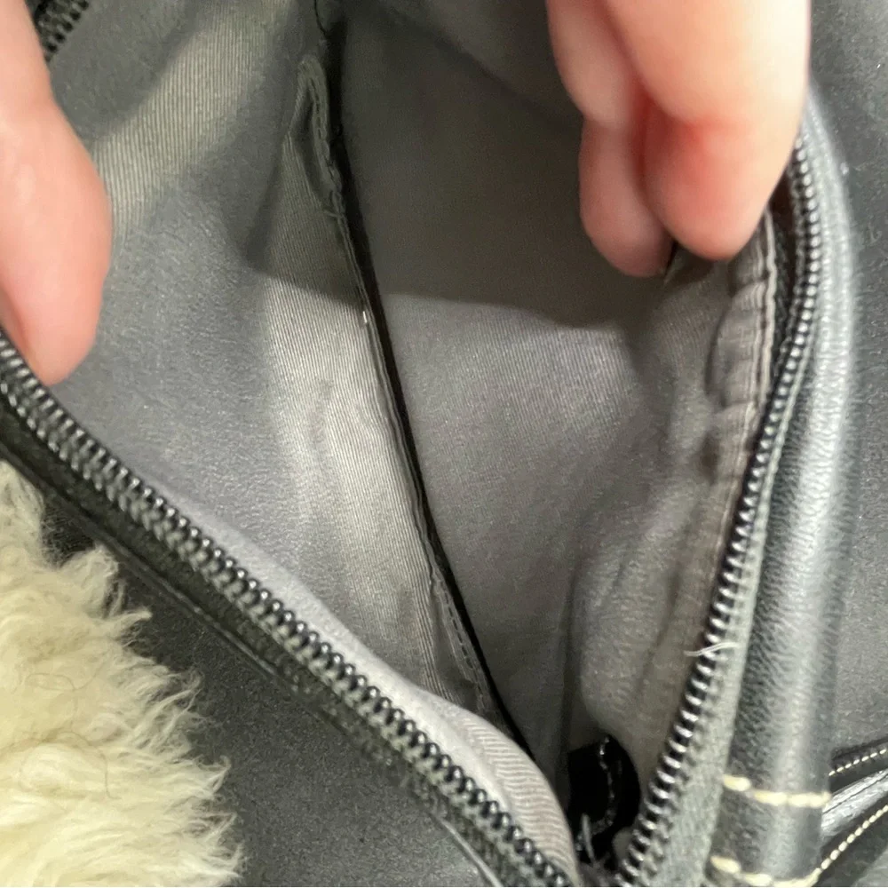 Coach Black Leather Women's Wristlet - Picture 5 of 6
